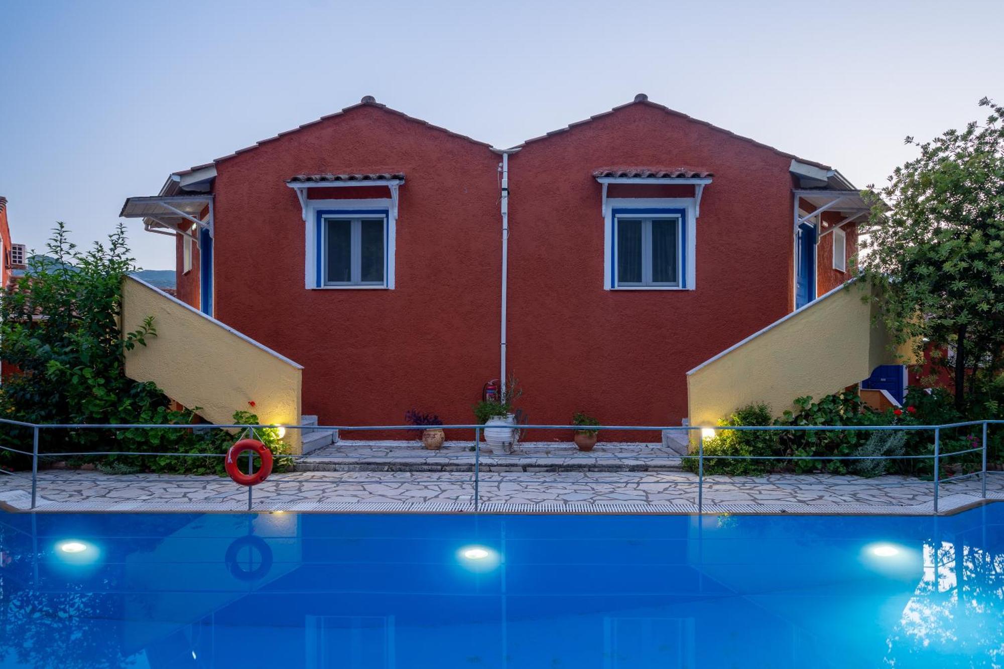Vliho Bay Boutique Hotel Yénion Dış mekan fotoğraf