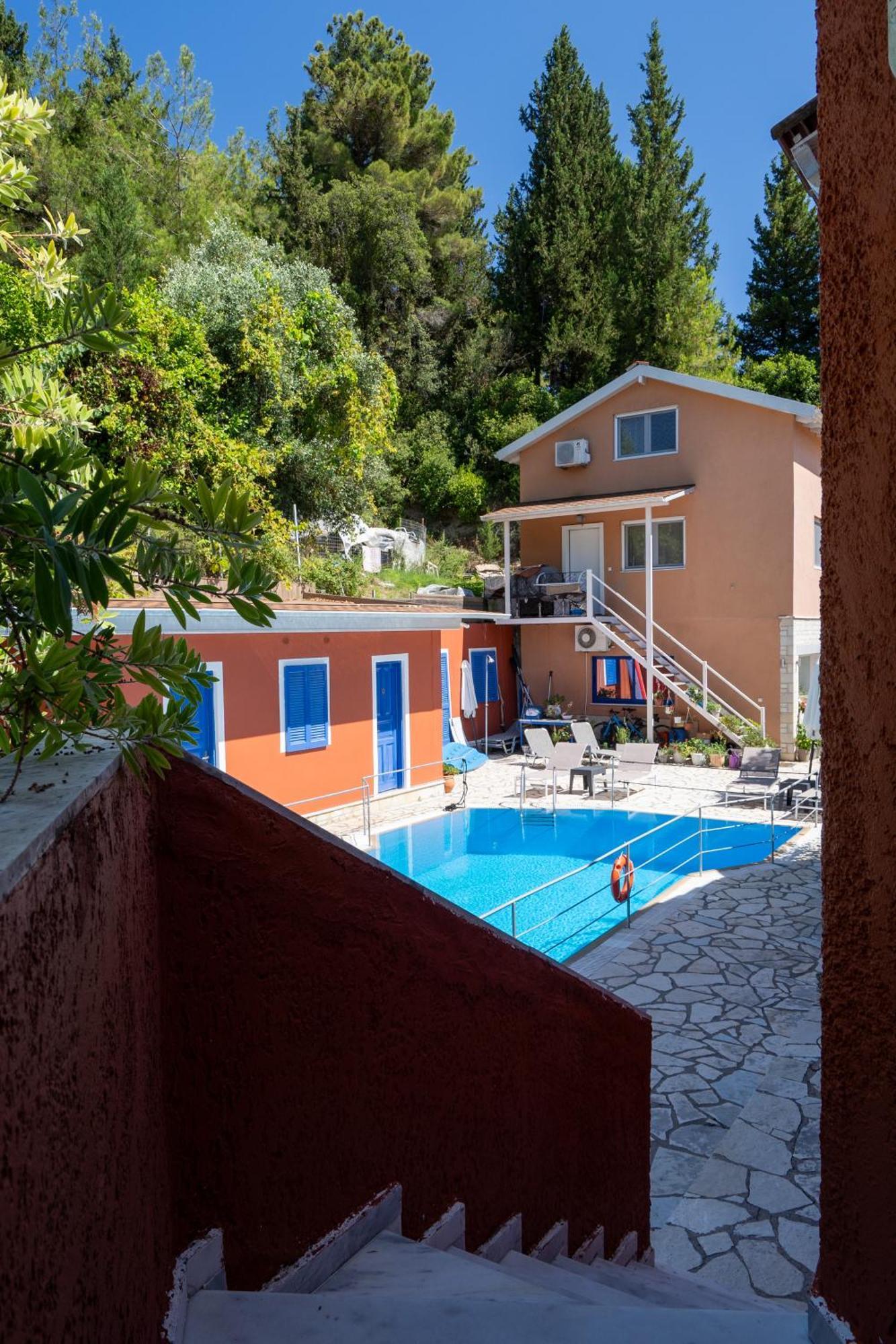 Vliho Bay Boutique Hotel Yénion Dış mekan fotoğraf