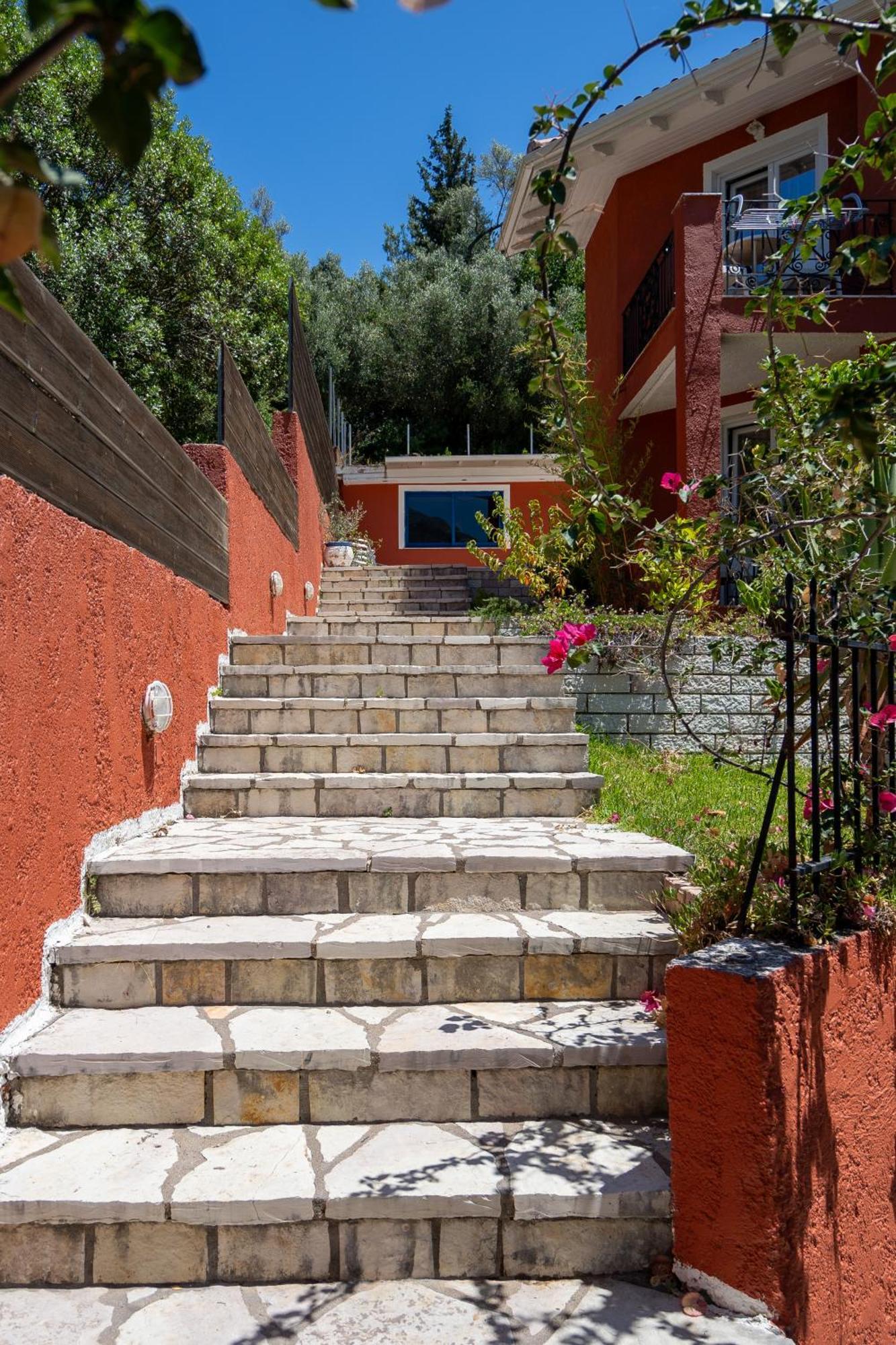 Vliho Bay Boutique Hotel Yénion Dış mekan fotoğraf