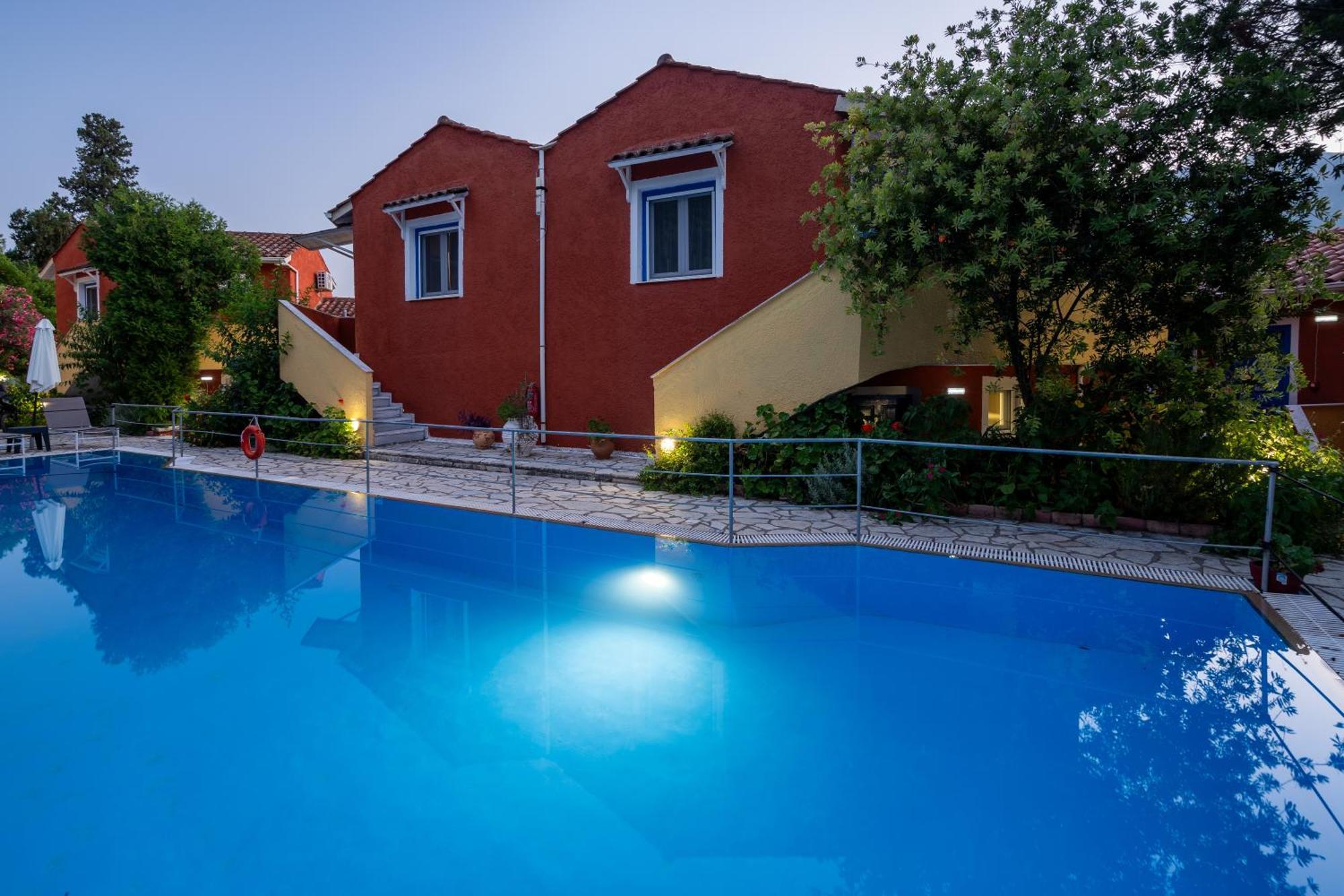 Vliho Bay Boutique Hotel Yénion Dış mekan fotoğraf