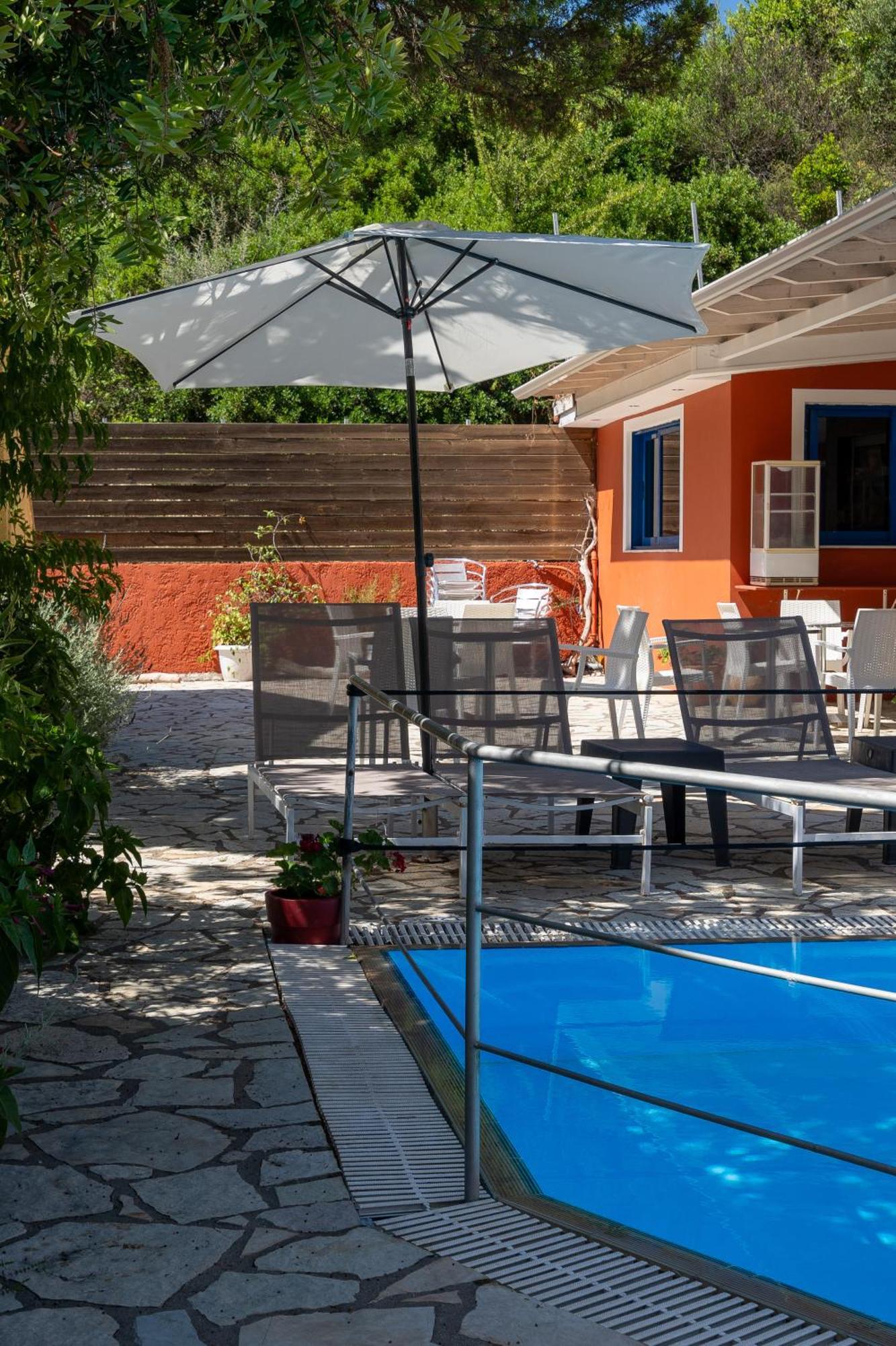 Vliho Bay Boutique Hotel Yénion Dış mekan fotoğraf