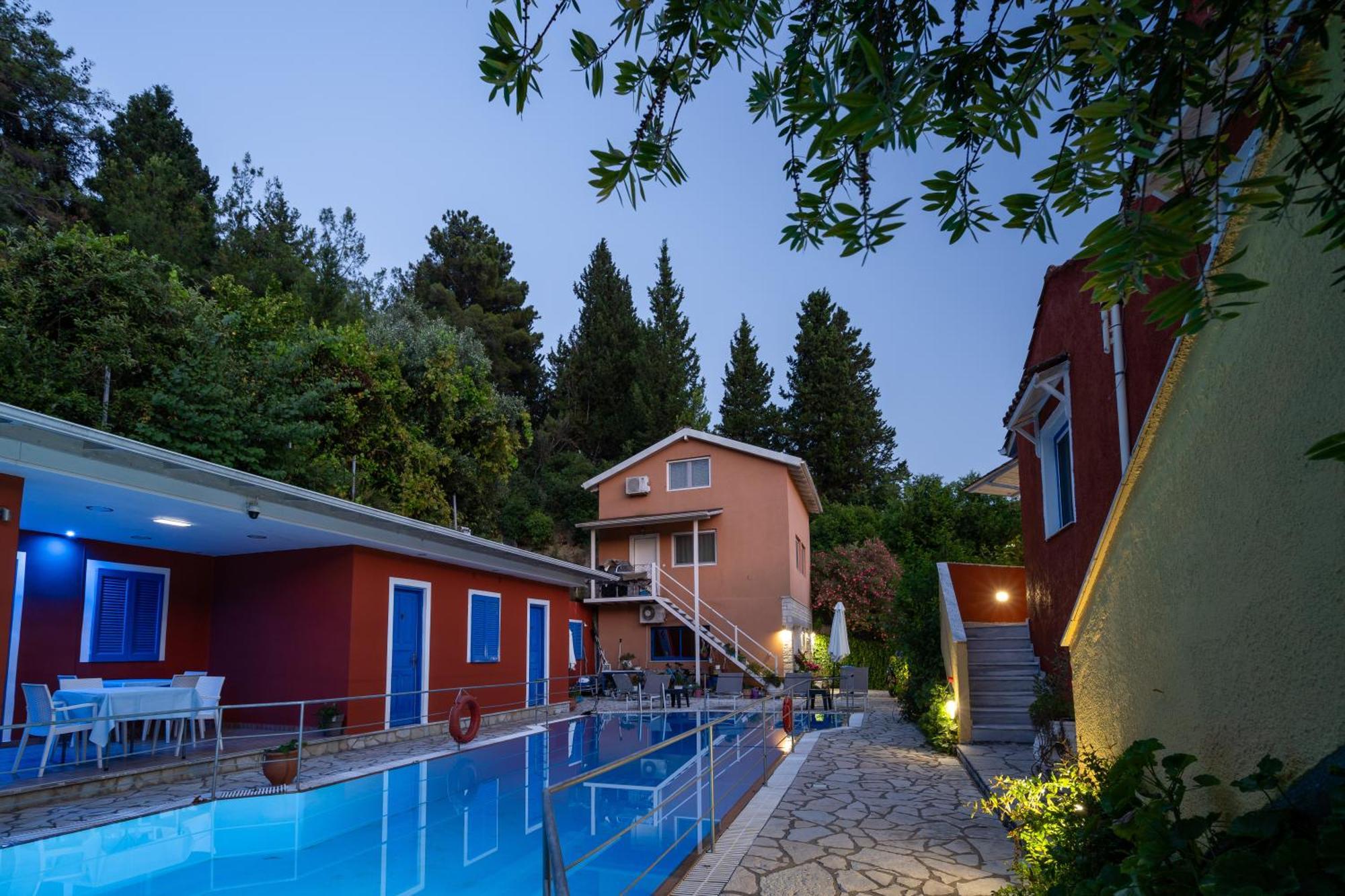 Vliho Bay Boutique Hotel Yénion Dış mekan fotoğraf