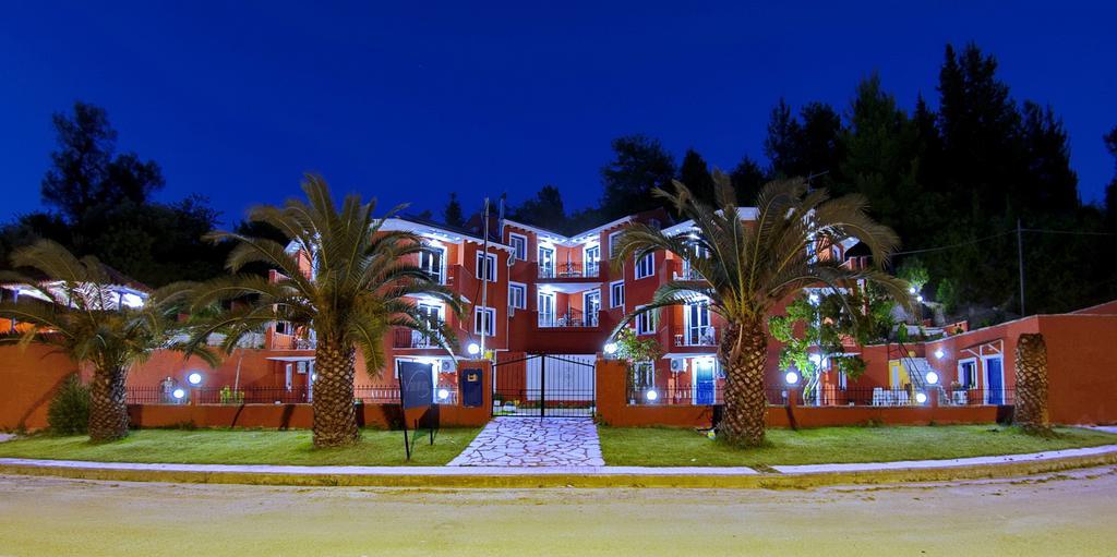 Vliho Bay Boutique Hotel Yénion Dış mekan fotoğraf